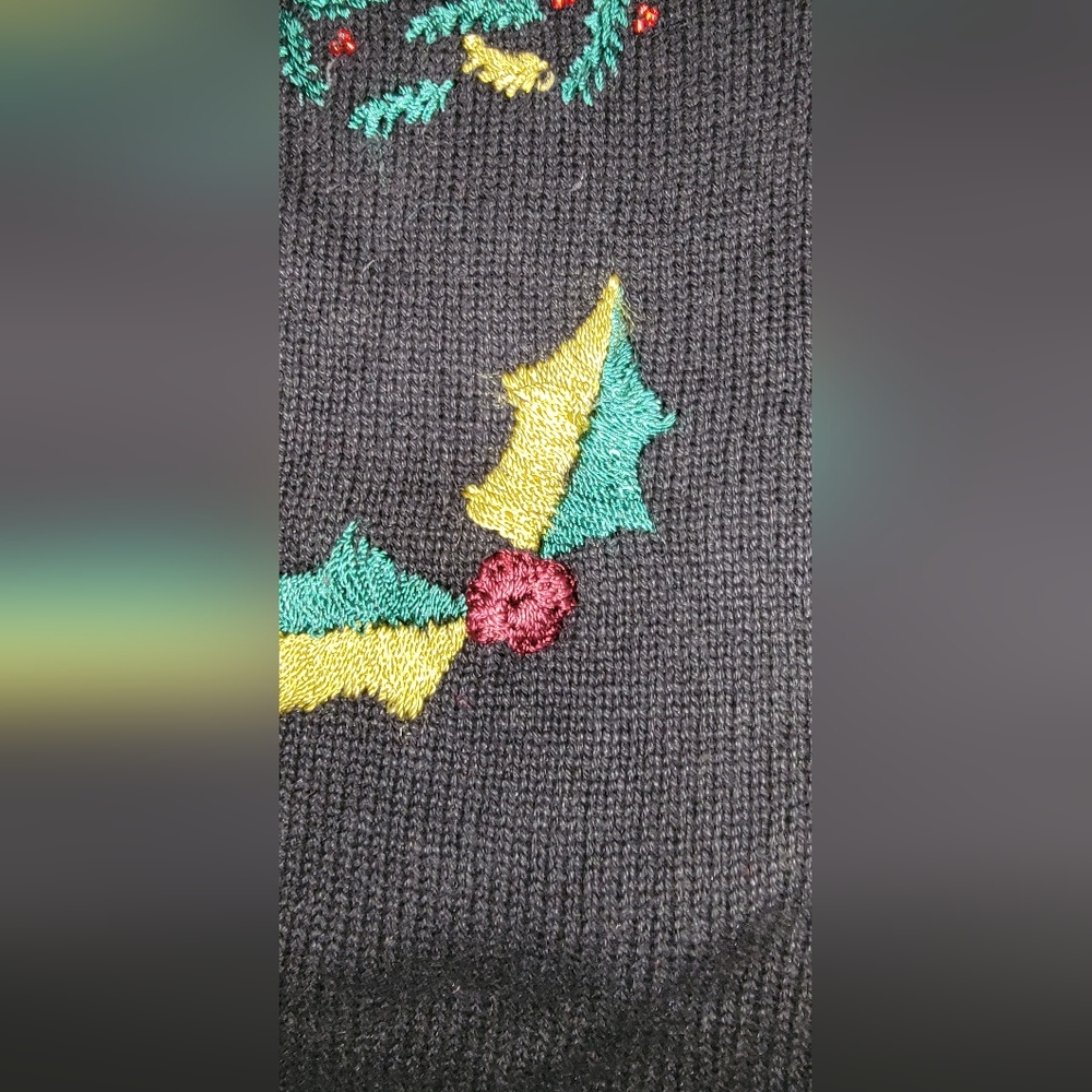 #268 Festive Black Cardigan with Holiday Embroidery,sze. XL - Picture 13 of 16